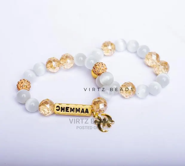 Ɔhemaa Bracelet · Photo 1