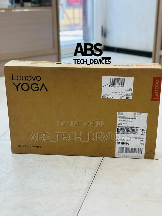 New Laptop Lenovo Yoga 7i 16GB Intel Core Ultra 7 SSD 1T · Photo 1