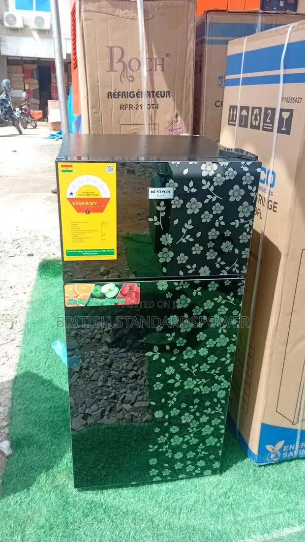 Quality Westpool 95l Refrigerator · Photo 1
