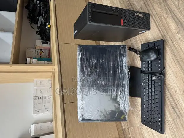 Desktop Computer Lenovo 8GB Intel HDD 500GB · Photo 1