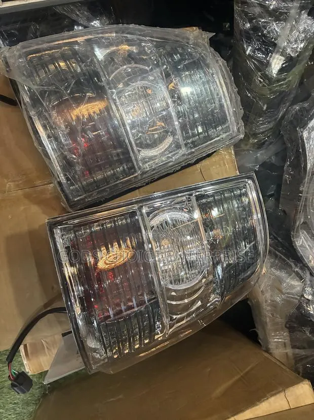 Taillights Pajero 2008-2012-2013-2014-2016 · Photo 1