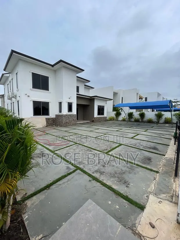 4bdrm House in Palm Ridge, Sakumono for rent · Photo 1
