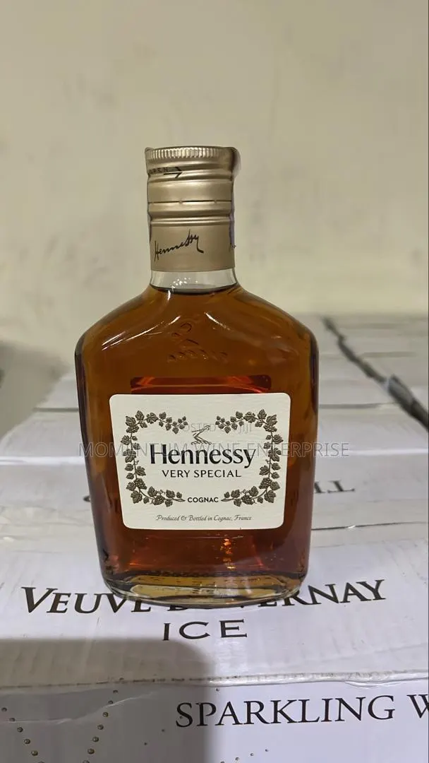 Hennessy vs Cognac 200ml · Photo 1