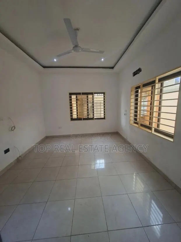 3bdrm Apartment in Pantang Hospital, Barrier for rent · Photo 4