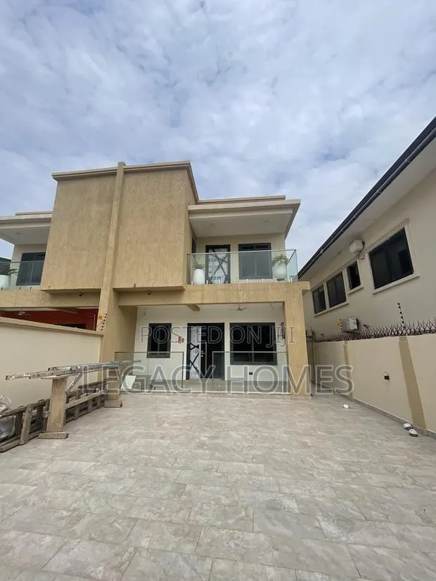 3bdrm House in Dzowulu, Dzorwulu for rent · Photo 1