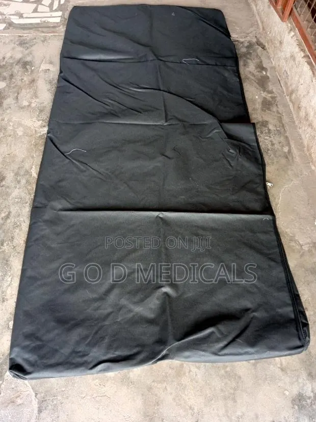 Body Bags for Transportation of Human Bodies · Photo 1