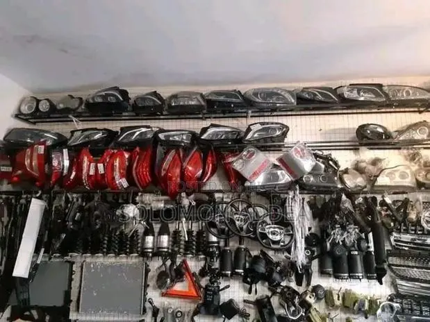 House of Mercedes-Benz Parts C Class, E-Class, ML/GLE, and GLS Series · Photo 1