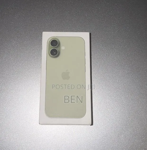 New Apple iPhone 17 256 GB Green · Photo 1