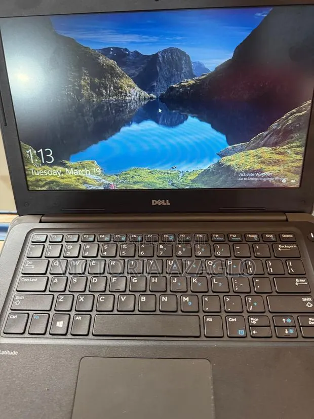 Laptop Dell Latitude 3380 8GB Intel Core i3 SSD 256GB · Photo 1