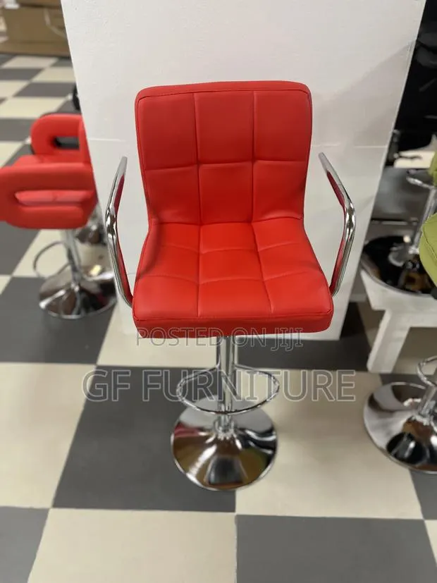 Adjustable Bar Chair · Photo 1