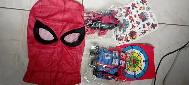 Spider-Man Role-Play Toy Set With Mask. · Photo 3