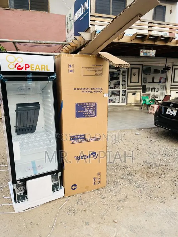 Purchase Unique Pearl PVC 352 Beverage Cooler(300l). · Photo 1