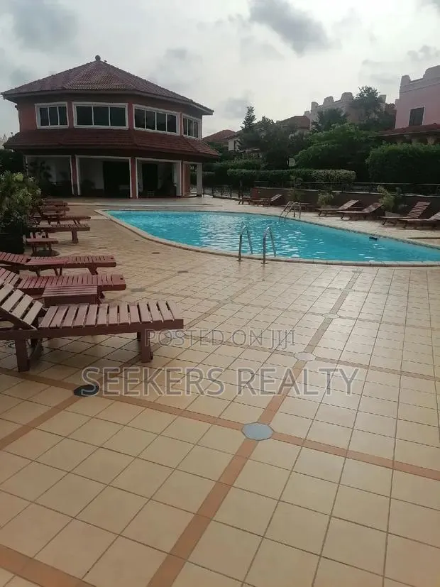 Furnished 4bdrm Townhouse / Terrace in Seekers Realty, US Embassy Area · Photo 1