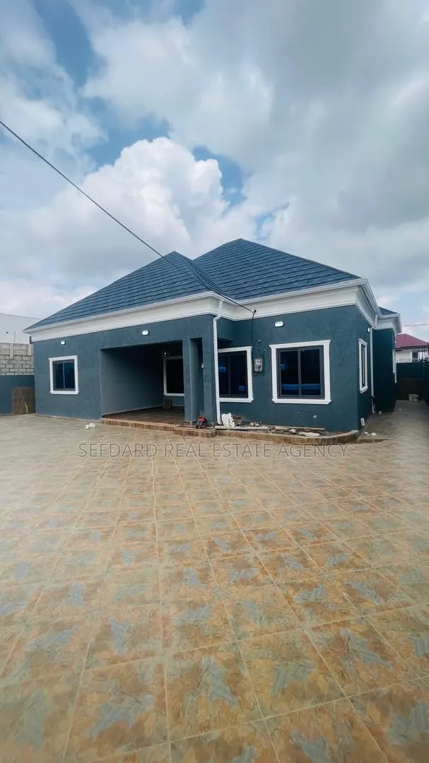 3bdrm House in Sefdard Properties, Pokuase for sale · Photo 1