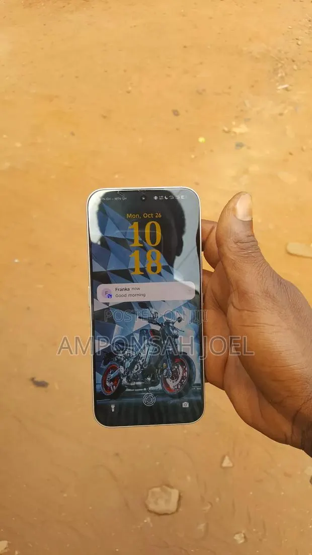 Tecno Camon 50 256 GB Silver · Photo 1