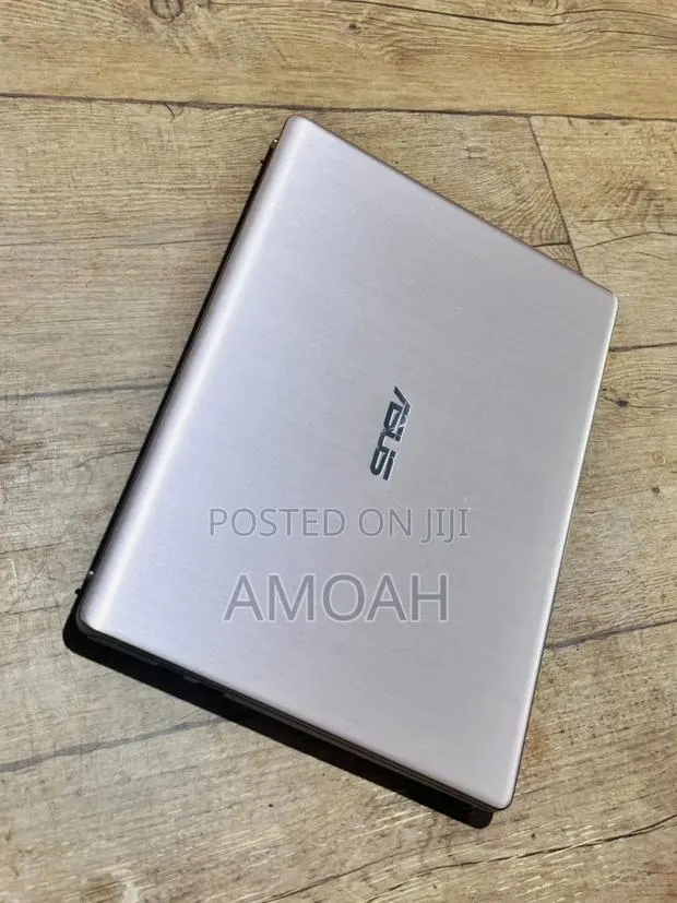 Laptop Asus VivoBook S14 S410UA 8GB Intel Core i3 HDD+SSD 640GB · Photo 1