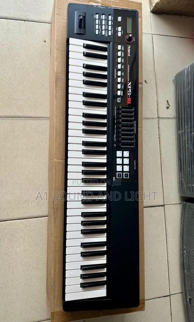 Roland XPS 10 Synthesizer Keyboard [Black] · Photo 1