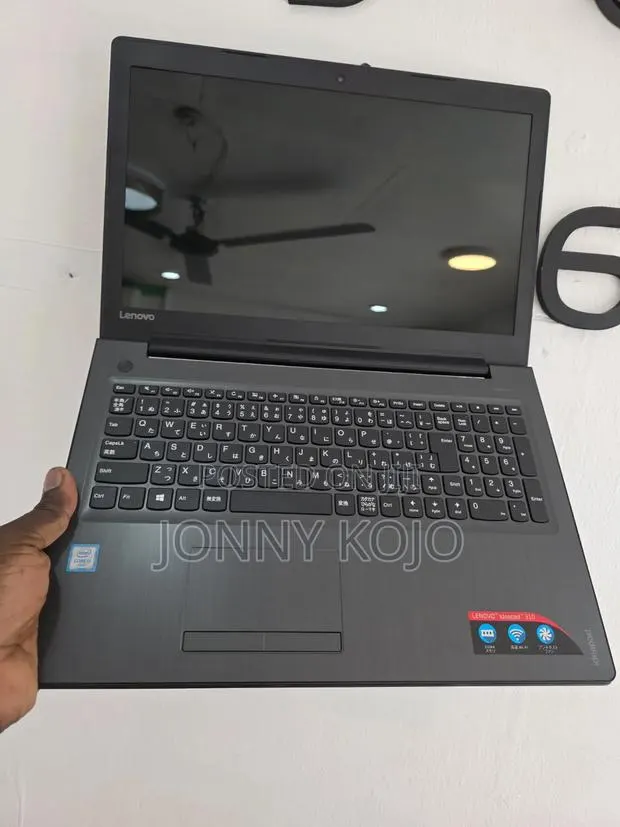 Laptop Lenovo IdeaPad 310 8GB Intel Core i3 HDD+SSD 500GB · Photo 1
