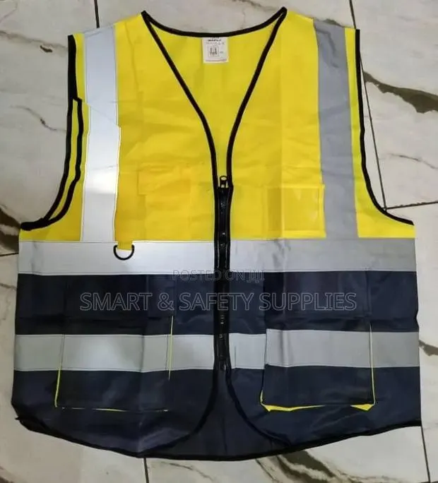 Yellow & Blueblack Vest · Photo 1