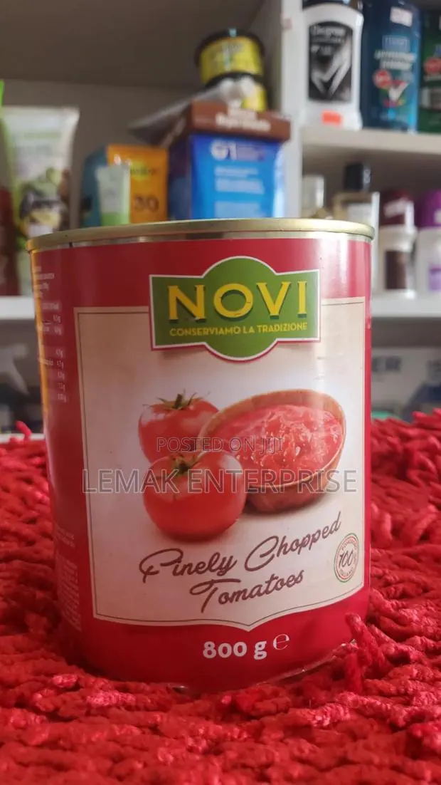 Novi Conserviamola Tradizione Finely Chopped Tomatoes · Photo 4