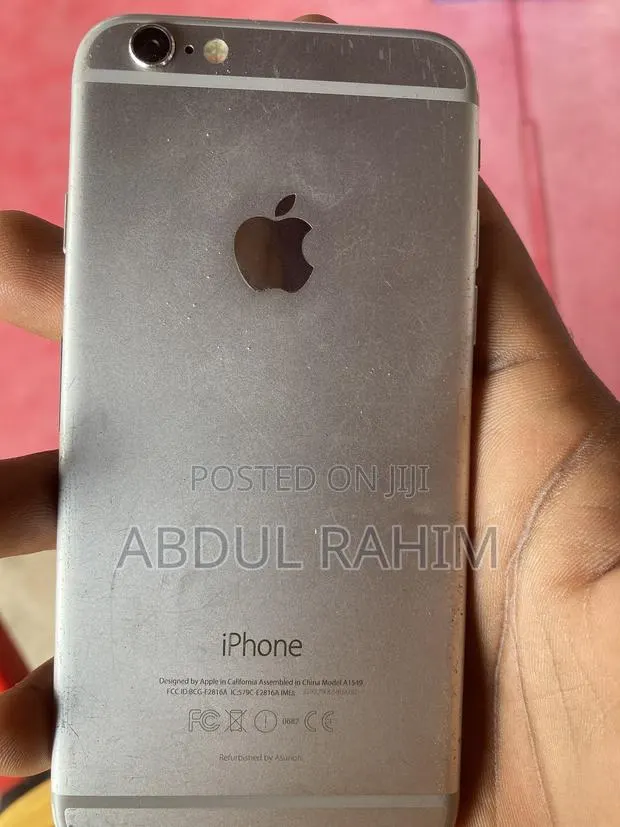 Apple iPhone 6s 64 GB White · Photo 1