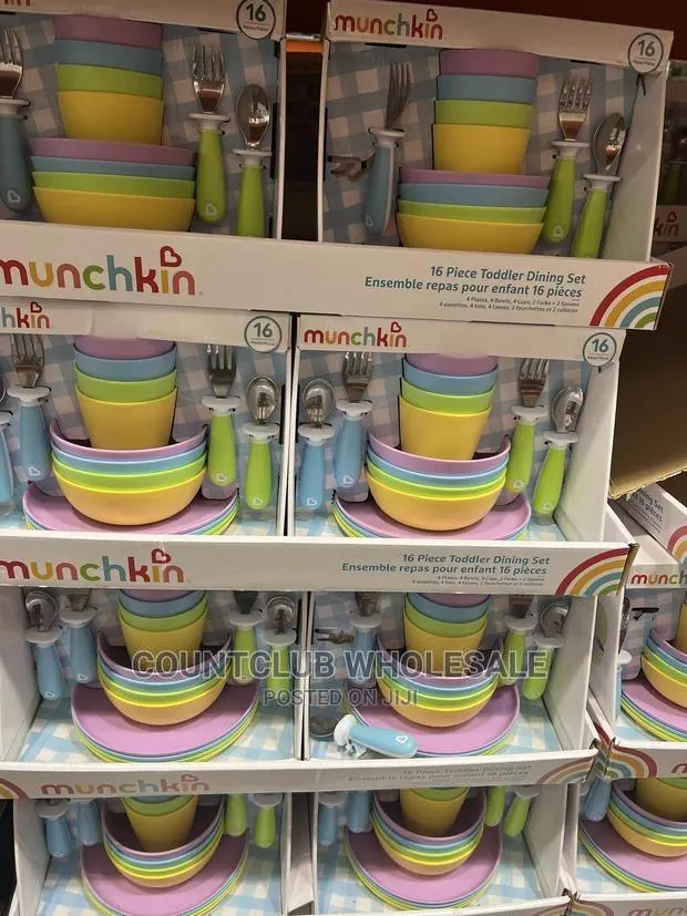 Munchkin 16piece Toddler Dining Set · Photo 1