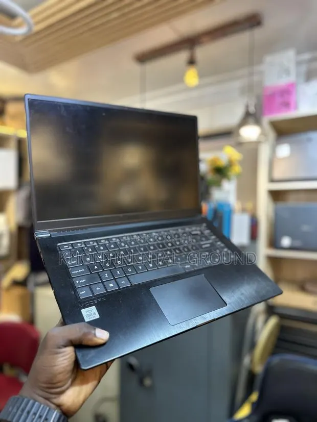 Laptop MSI Modern 14 16GB Intel Core i5 SSD 256GB · Photo 1