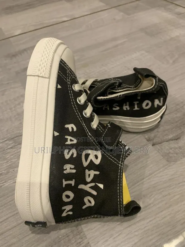 Kids Black White High-Top Sneakers – Velcro Lace Up Canvas Shoes · Photo 2