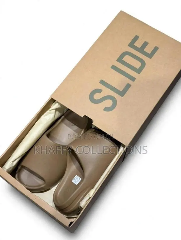 Yeezy Slide Earth Original Box Size 40- 45 · Photo 1