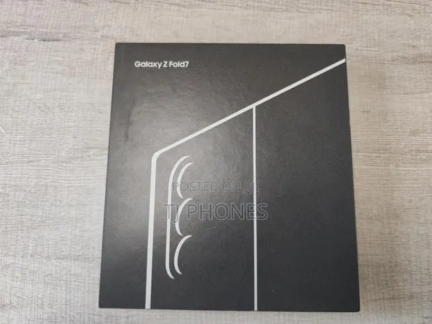 New Samsung Galaxy Z Fold7 256 GB Black · Photo 1