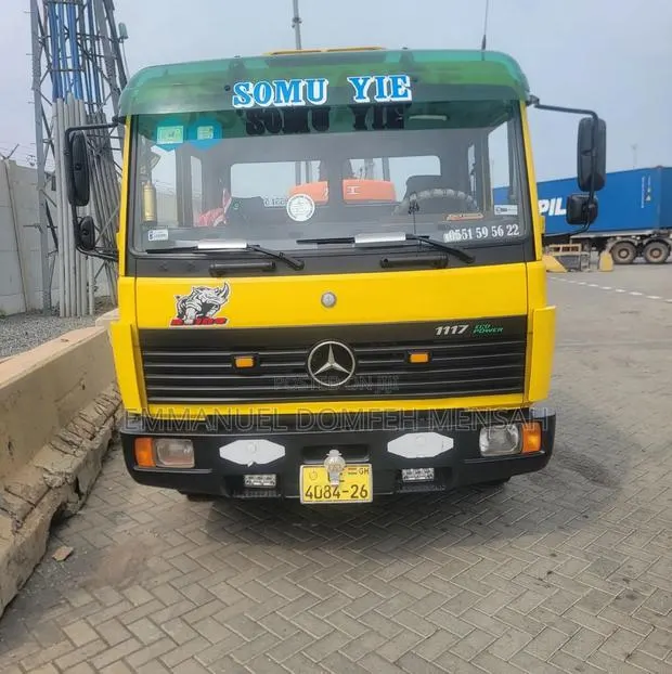 Towing Truck for Hiring · Photo 1