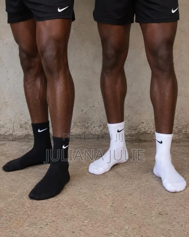Original Training Socks Available at Cool Price · Photo 1