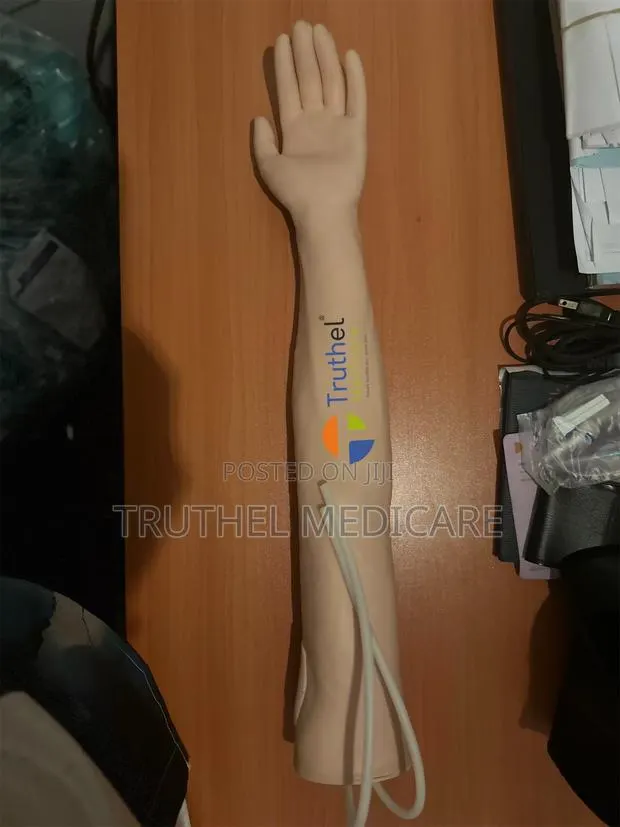 Iv/Injection Training Hand · Photo 1