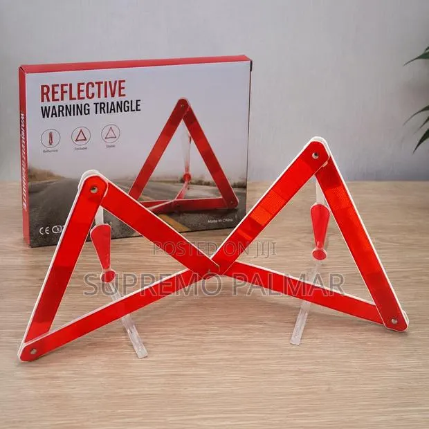 Portable Warning Triangle · Photo 1