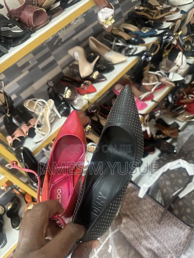Original Dkny High Heel for Cool Price · Photo 1
