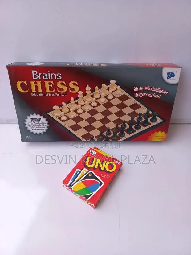 Uno Original + Chess · Photo 1