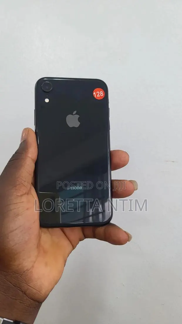 Apple XR 128 GB Black · Photo 1