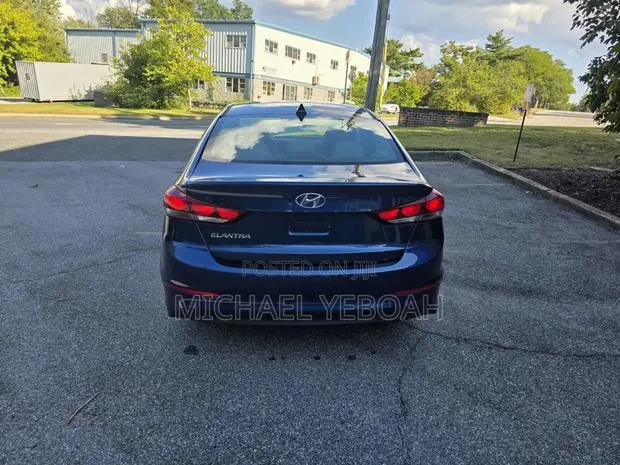 Hyundai Elantra ECO 2018 Blue · Photo 1