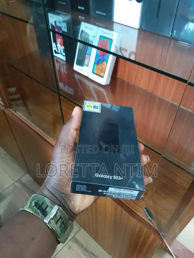 New Samsung Galaxy S23+ 256 GB Black · Photo 1