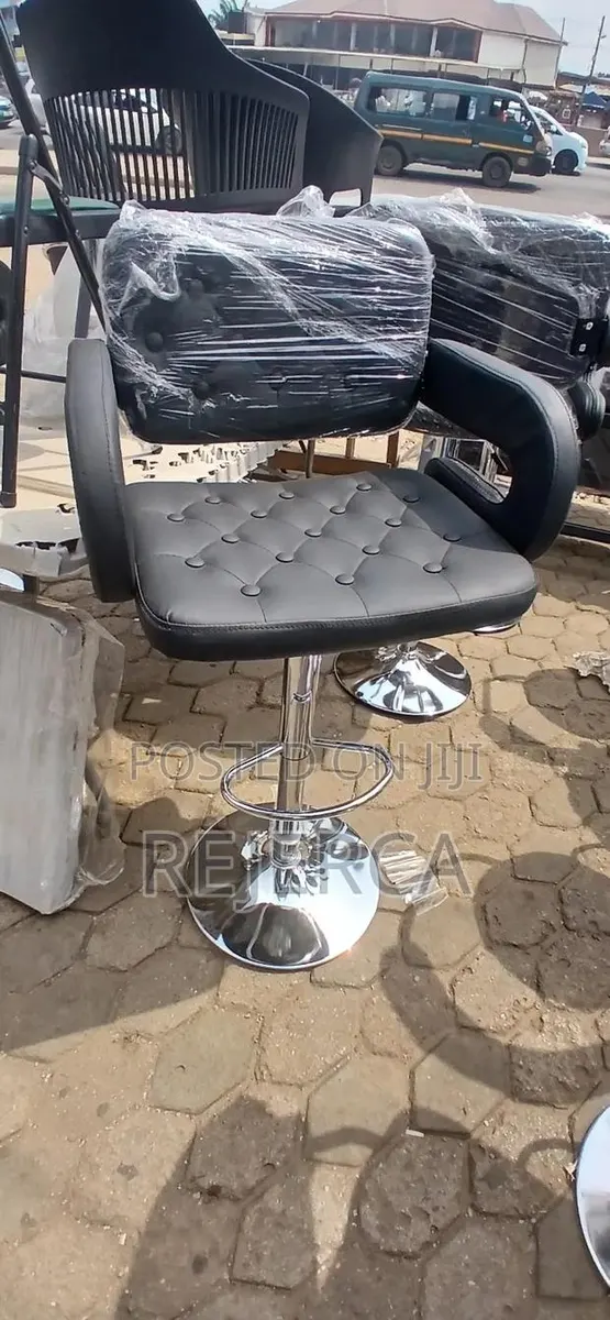 Bar Stool Chair · Photo 1
