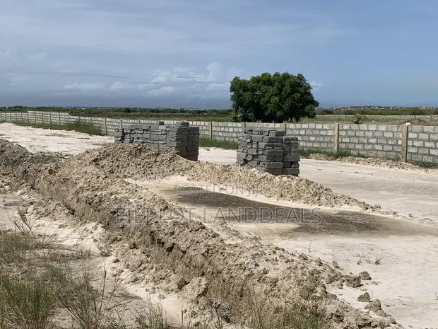 Invest in a Full Plot Just 5 Minutes From Devtraco Estate · Photo 1