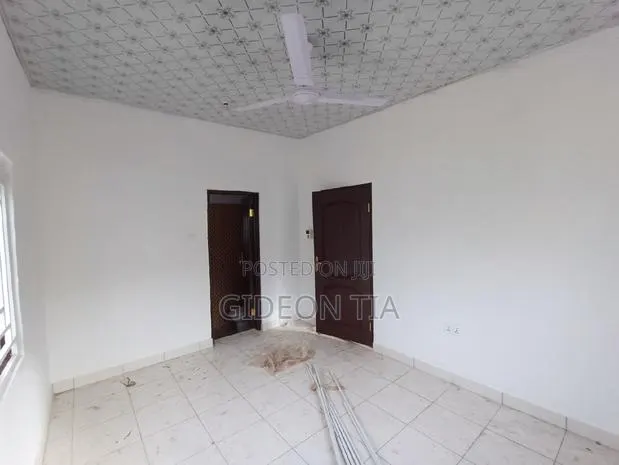 Chamber And Hall For Rent. · Photo 1