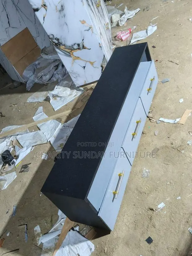 Unique Two Colors Tv Stand · Photo 2