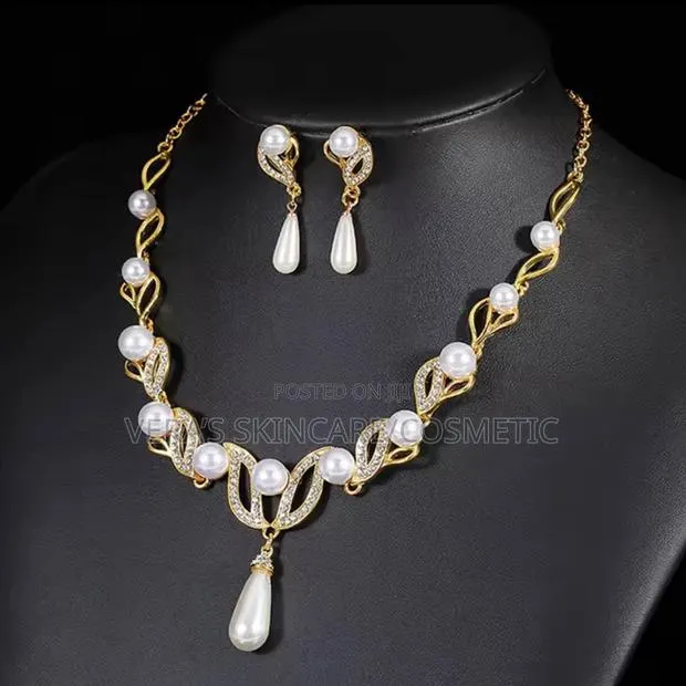 Pearl Necklace Sets · Photo 1