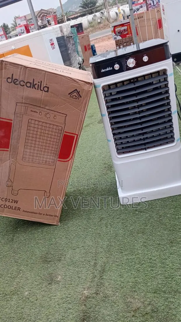 Decakila Portable Cooling Fan With Swing Function · Photo 1