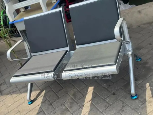 Visitors Chair /Waiting Room Chair · Photo 1