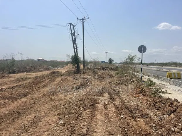 Do You Want to Buy a Plot of Land Around Olympic Stadium · Photo 1