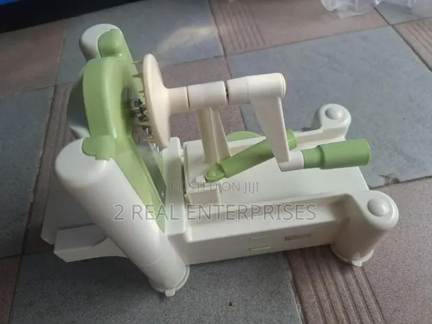Hand-Crank Spiralizer Manual Apple Peeler, Corer & Slicer Machine · Photo 1