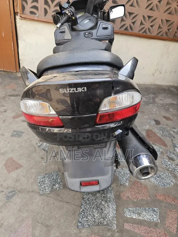 Suzuki Burgman 2018 Black · Photo 1