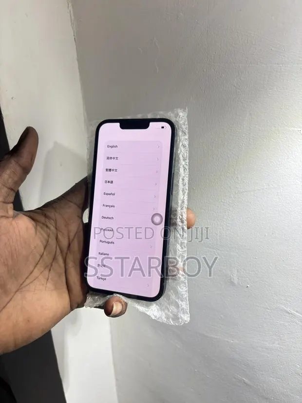 Apple iPhone 13 128 GB Black · Photo 1
